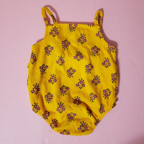 Cute Sunflower Yellow Romper with Dainty purple Flowers by Carters Size 0-3 mths - Picture 4 of 5